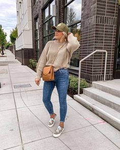 Bre Sheppard, Clothing Organization, Tennis Shoe Outfits Summer, Tennis Shoes Outfit, Big Hat, Aesthetic Inspiration, Closet Goals, Pumpkin Cream, School Looks