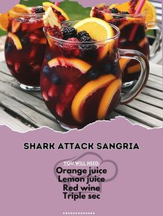 Sangria Ingredients, Alcohol Cake, Light Drinks, Christmas Punch Recipes, Lemon Slices, Sangria Recipes, Blue Curacao, Punch Recipes