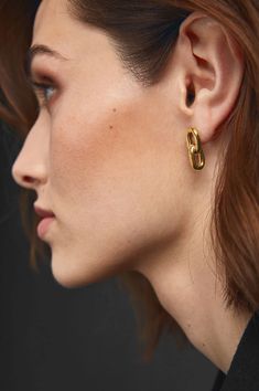 ANINE BING Link Drop Earrings Bella Hadid Style, Dome Ring, Los Angeles Style, Modern Wardrobe, Anine Bing, Earring Crafts, Domed Ring, Eye Jewelry, Fashion 2017