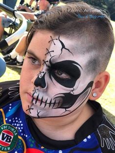 Half Painted Skeleton Face, Boy Skull Makeup, Skull Face Paint Kids, Kid Skeleton Face Paint, Boys Halloween Face Paint, Kids Skull Face Paint, Skeleton Face Paint For Kids, Skeleton Face Paint Kids, Skull Face Paint Easy