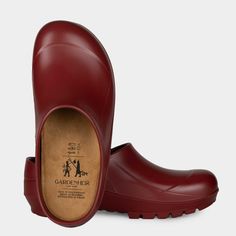 Italian Garden Clogs in Oxblood – Gardenheir Birkenstock Clogs, Birkenstock Clog, Cool Room Decor, Garden Clogs, Mens Clogs, American Men, Clog Boots, Italian Garden, Gardening Outfit