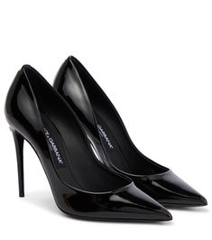 Black Stilleto Heels, Sue Barker, Dolce Gabbana Heels, Food Courts, Fashion Basics, Black Patent Pumps, Shoes Heels Classy, Black Patent Leather Pumps, Dolce Gabbana Shoes