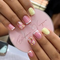 Coral Nails With Design, French Manicure Acrylic Nails, Nail Polish Art Designs, Gelish Nails, Nails Now, Simple Gel Nails, Glow Nails, French Acrylic Nails, Exotic Nails