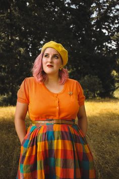 Artsy Fashion Style Plus Size, Retro Color Outfit, Colourful Plus Size Outfits, Midsize Artsy Fashion, Plus Size Colourful Outfit, Plus Size Outfits Colorful, Retro Plus Size Outfit, Fall Fashion 2023 Plus Size, Maximal Aesthetic