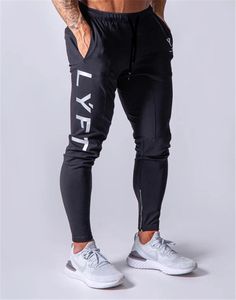 Mens Gym Pants, Jogging Pants Men, Mens Running Pants, Mens Workout Pants, Mens Workout, Pants Model, Sports Sweatpants, Men Sport, Gym Pants