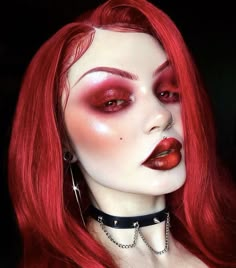 Red Hair Makeup, Creepy Halloween Makeup, Queen Makeup, Drag Makeup, Red Makeup, Unique Makeup, Creative Eye Makeup