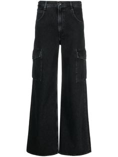 Cheap Urban Washed Black Bottoms, Cheap Black Zara Bottoms, Black Cargo Jeans, Marvel Dr, Denim Cargo Pants, Gift Inspo, Jeans Cargo, Airport Fashion, Black Cargo