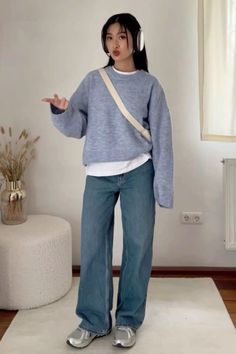 Its cold outside, so dress comfy and cute! #outfits #winter #pinterest #ootd White Tee Under Sweater, T Shirt Under Sweater Outfit, Airport Outfit Modest, Winter College Fits, Modest Outfit Inspirations, Fall Outfit Inspo 2024 Aesthetic, Simple Airport Outfit, Casual Baggy Outfits, College Aesthetic Outfit