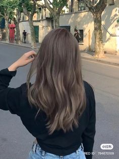 Griege Brown Hair, Ash Brown Hair Asian Dark, Hair Color Ideas For Brunettes Without Bleaching, Milk Tea Beige Hair Color Balayage, Mushroom Ash Brown Hair Color, Ashy Brown Hair Curly, Ashbrown Haircolor Balayage, Ash Brown Korean Hair, Soft Ashy Brown Hair