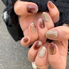 Funky Neutral Nails, Ceramic Nails Design, Glam Station, Ceramic Nails, Soft Nails, Nagel Inspo, Minimalist Nails, Dream Nails