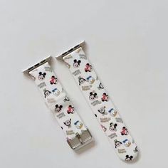 Disney Characters Apple Watch Band Size 42/44mm Brand New Disney Brand Casual White Watch Bands With Bracelet Strap, Casual White Apple Watch Band With Bracelet Strap, White Casual Bracelet Strap Watch Bands, Casual White Bracelet Strap Watch Bands, Trendy White Watch Accessories With Bracelet Strap, Trendy White Bracelet Strap For Watches, White Casual Apple Watch Band Gift, Casual White Apple Watch Band Gift, Trendy White Watch Bands For Gift