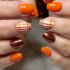 gorgeous nails perfect for november, using jive and ginger glitter from Light elegance Light Elegance, Jive, Nail Color, Fall Nails, Color Ideas, Nail Colors, Ginger, Glitter