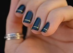 nails Makeup Tip, Minimalist Nail Art, Black Nail Art, Easy Nails, Bohol, Nailed It, Minimalist Nails, Beauty Nail