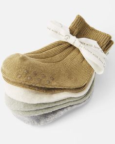 Cold feet? Slip those baby toes into these super soft socks crafted with organically grown cotton for loads of cozy comfort. Plus, brand new grippers give you added peace of mind for busy bodies. Crafted in the purest organic fabrics and sustainable materials, Little Planet is a return to simplicity. Thoughtful essentials and timeless pieces to gift or to hold on to. Planet Clothing, Soft Socks, Sock Crafts, Cotton Outfit, Soft Sock, Free Shoes, Gifts Under 10, Crib Shoes, Organic Fabrics