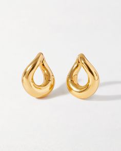 Charlotte Collins Twist Hoop Earrings - Gold – EDGE of EMBER Earring Product Shoot, Charlotte Collins, Statement Gold Earrings, Twist Hoop Earrings, Green Lemon, Jewellery Inspiration, Gold Statement Earrings, Statement Drop Earrings, Jewelry Essentials