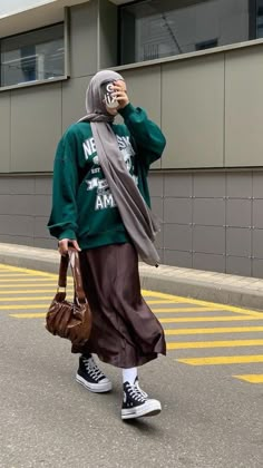 Hm Outfits, Muslimah Fashion Casual, New Hijab, Street Hijab Fashion, Hijabi Fashion Casual, Asos Shoes