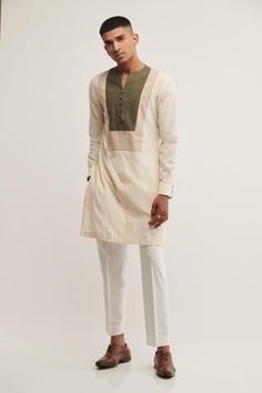 Minimal Kurta Men, New Men Kurta Design, Kurta Neck Design Men, Mens Kurta Designs Style Cotton, Beige Kurta Men, Men’s Kurta Design, Kurta Mens Design, Men’s Kurta, Male Kurta Design