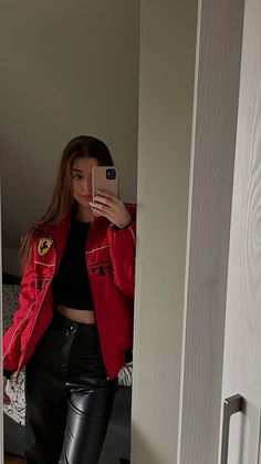 Race Outfit, Race Day Outfits, F1 Ferrari, Jacket Outfit Women, Looks Party, Mode Inspiration, Teen Fashion Outfits