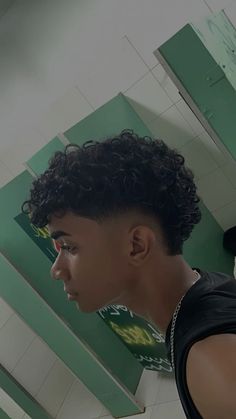 Haircut Ideas Curly Hair Men, Mullet Fade Curly Hair, Haircuts Men Curly Hair, Curly Low Taper Fade, Curly Hair Men Haircut Mullet, Curly Hair With Fade, Brust Fade Haircut, Haircuts For Boys With Curly Hair