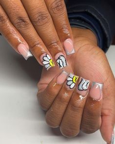 Kaws Nail Designs, Kaws Nails, Acrylic Nails Yellow, Neon Acrylic Nails, Purple Acrylic Nails, Nails Yellow, Spring Acrylic Nails