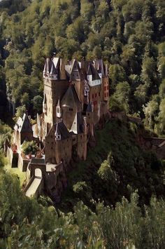 Eltz Castle Adventure: A Guide to Exploring Germany’s Legendary Fortress  Discover the charm of Eltz Castle in Rhineland-Palatinate, Germany. Explore its rich history, stunning architecture, and breathtaking natural beauty. German Castles, Germany Photography, Medieval Fortress, German Heritage, Stunning Architecture