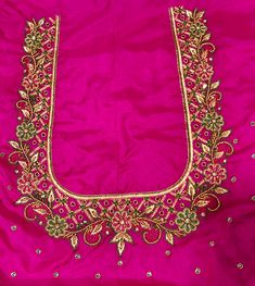 Blouse Designs Grand, Thread Work Blouse Designs, Thread Work Blouse, Aari Blouses, Maggam Blouses, Work Blouse Designs, Blouse Simple, Bridal Blouses