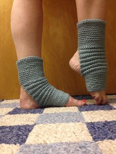 Keep your feet warm and your ankles limber with these yoga socks.  Ideal for yoga practitioners, belly dancers, and all who dance or exercise barefoot!  Protect your feet from those studio floors.    Socks are crocheted from a 20 percent wool/80 percent acrylic blend.  Color is an aqua heather.   No seams to irritate your foot.  The pattern is smooth across the arch of your foot and your lower calf for comfort, and ridged across the ankle for better support and fit.  Ball of foot and heel are left open for contact with the floor or mat.    This wonderful blend gives you the cozy softness of wool and the hard-wearing nature of acrylic.  Yarn crochets up to make a somewhat thinner product, meaning these socks fit close to the foot and leave you plenty of contact with the floor for better tra Foot Socks, Dance Yoga, Yoga Socks, Organic Cotton Yarn, Yoga Dance, Belly Dancing, Deep Gray, Belly Dancers, Shoes Socks