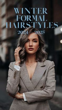 Short Hair Styles For Events, Formal Hair For Short Hair, Short Hair Evening Styles, Easy Hairstyles For Formal Events, Hairstyles 2025 Trends, Formal Short Hairstyles, Short Formal Hairstyles, Winter Formal Hairstyles, Event Hairstyles