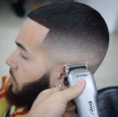 Semi Bald Haircut, Semi Bald, High Bald Fade, High Skin Fade, Boy Haircuts Short, Black Men Haircuts, Skin Fade