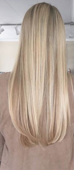 Blond Beige, Blonde Hair Looks, Brown Blonde Hair, Long Blonde, Long Straight Hair, Long Blonde Hair, Mermaid Hair, Light Blonde, Hair Inspo Color