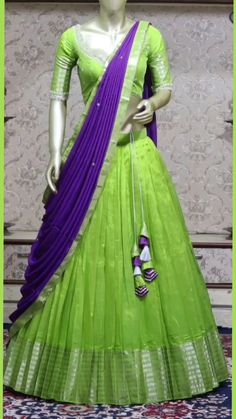 Lengha Blouse Designs, Langa Voni, Long Blouse Designs, Simple Frock Design, Best Blouse Designs