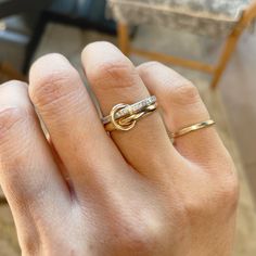 "14KGF Gold Multi Link Connected Ring, Chunky Gold Ring, Gold Ring Set, Eternity Statement Ring, Maximalist Ring, Interlocking Ring, Perfect Graduation Gift , 1/20 14K Stamped Please Note: Our gold filled rings may have a visible solder mark and it may be brighter than the ring as we use 14k gold for soldering. This is not a Quality Issue but limitation and nature of materials & process we use to make handmade jewelry. We gently polish our jewelry so that the 14k gold layer stays intact and the jewelry lasts longer. We are very sorry, we will NOT be able to accept any returns in this regard. Thank you for your understanding and supporting our small business. *One of 14k gold filled ring : 2.6mm(10 ga) half round band. Stamped 14KGF mark   *One 925 silver eternity ring : 1.5mm full eternity Cool Rings Women, Chunky Wedding Stack, Dainty Gold Ring Stack, Non Tarnish Jewelry, Gold Rings Stack, Yellow Gold Ring Stack, Mixed Metal Ring Stack, Minimalist Rings Stacking, Dainty Ring Stack