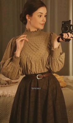 Old Fashion Dresses, Dresses Modest, Retro Mode, Vintage Inspired Outfits, Old Fashion, Modest Fashion Outfits, Moda Vintage, Looks Chic