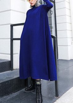 For Work blue Sweater dress Design high neck large hem Art fall knit dress Materials used: knit fabricMeasurement:One size fits all for this item. Please make sure your size doesn't exceed this size: BUST-128cm length 110cm / 42.9"Shoulder 39cm / 15.21"Sleeve length 63cm / 24.57"Cuff 28cm / 10.92"bust 112cm / 43.68"Waist 136cm / 53.04"hem 220cm / 85.8"We ship worldwide.Tracking numbers provided for all orders. Blue Sweater Dress Outfit, Dresses Materials, Woolen Dress, Blue Sweater Dress, Autumn Sweater, Fall Knitting, Sweater Dress Outfit, Black Linen Dress, Fall Dress