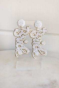 Bride Beaded Earrings, white beaded earring that say bride Right Here Right Now, Trendy Bride, Friend 2, Wedding Accessory, Everyday Fashion Outfits, Affordable Jewelry, Wedding Season, Accessories Earrings, Say Hello