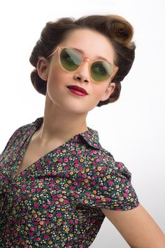 1940s style by Ruth Lynch. Makeup by Sharon Holloway. Lip colour Besame Cosmetics #RedVelvet (1946). Photo by Scott Chalmers. Model Eve Noble 1940s Style, Vintage Hair, Hair Design, Lip Colour, State Fair, Prom Hairstyles