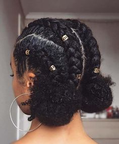 In need of a new hairstyle? Then you are in the right place! We've found 45 beautiful black natural hairstyles. There is an idea for everyone! #curlyhairstyle Trendy We Fryzurach, Cabello Afro Natural, Makeup Tip, Braid Out, Natural Hair Styles Easy, Hair Styles Easy, Penteado Cabelo Curto, 4c Hair, Afro Hair