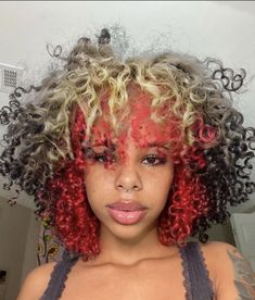 Red Roots Pink Ends Hair, Red And Blond Curly Hair, Curly Hair Dye Ideas Streaks, Dyed Roots Curly Hair, Color Block Hair Curly, Curly Hair Red Dye, Curly Died Hairstyles, Unique Curly Hair Color, Red Blonde Black Hair