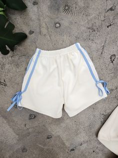 Cutest sweat shorts with ribbons on the side! Cotton Shorts With Side Stripes, White Bottoms With Side Stripes, White Shorts With Side Stripes, White Short Bottoms With Side Stripes, Cute Sweats, Bow Shorts, Outfit Design, Track Shorts, Dress Home