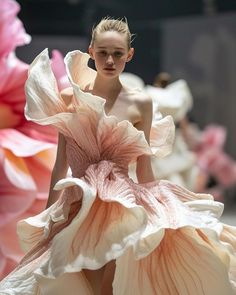 Flower Runway Fashion, Mugler Flower Dress, Extravagant Flower Dress, Concept Dresses Fashion, Flower Gown Couture, Dresses Inspired By Flowers, Celeste Design Studio, Flower Fashion Runway, Flowers Inspired Fashion