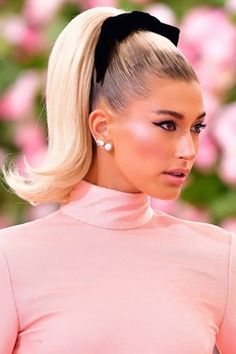 High Ponytail With Flipped Ends, 90s Going Out Hairstyles, 1960s Hair Long Half Up, 60s Retro Hairstyles, Barbie Hair Styling, Flipped Ends Ponytail, Half Up Beehive Hair, Barbie Hair Half Up Half Down, 60s High Ponytail