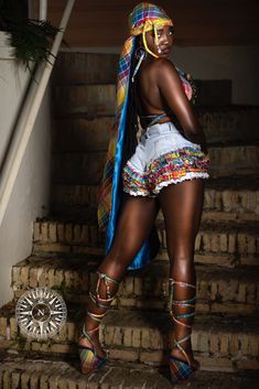 Afro Carribean Fashion, Carnival Outfit Carribean Modest, Carribean Wear Women, Caribbean Festival Outfit, Caribbean Fashion Women, Fitted Multicolor Jean Shorts For Summer, Fitted Multicolor Shorts For Festival, Fitted Multicolor Cotton Shorts, Caribbean Carnival Outfits