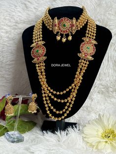 Let's go queen!! 👸  . . Enhance your elegance with this stunning heeramandi necklace and earrings set, will perfectly complement your natural beauty. 🤩 Add this to your royal collections to finish your desired look. ✨ Gold Kundan Necklace With Matching Earrings For Diwali, Elegant Gold Kundan Bridal Necklace, Elegant Kundan Bridal Necklace In Gold, Festive Gold Plated Jewelry Sets With Elegant Design, Festive Gold-plated Jewelry Set With Elegant Design, Temple Jewelry Sets With Elegant Design, Gold Plated Jewelry With Matching Earrings For Diwali, Gold Chandbali Jewelry Sets Hand Set, Diwali Gold Plated Jewelry With Matching Earrings