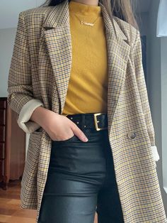 Queer Style, Outfits Formal, Job Clothes, Concrete Light, Casual Ootd, Outfit Work, Queer Fashion, Women's Belt, Business Outfits