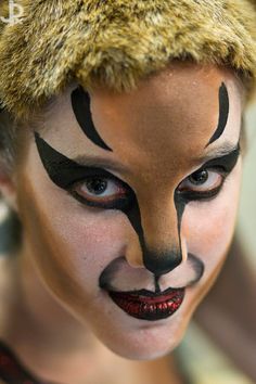 Antelope Costume, Gazelle Costume, Madagascar Costumes, Animals Makeup, Concert Costumes, Face Markings, Tiger Makeup, Lion Witch Wardrobe, Animal Face Paintings