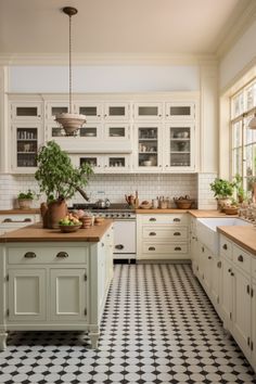 Modern Farmhouse Kitchen Design with Checkered Tiles and Apron Sink Georgian House Kitchen Ideas, Checker Kitchen Backsplash, Tiled Walls Kitchen, Retro Kitchen White Cabinets, Checkered Tiles Kitchen, Checker Tile Kitchen, Checkered Tile Floor Kitchen, Kitchen With Checkered Floor, Checkered Tile Kitchen