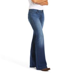 Ariat Jeans, Womens Flare Jeans, Everyday Clothes, Classic Trousers, Outfit Jeans, Trouser Style, Mid Rise Jeans, Western Outfits, Trouser Jeans