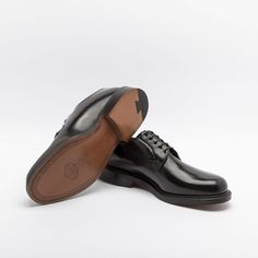 Derby laced-up shoeLight ebony polished calfLeather soleG fitting103 lastReference: Shannon Light Ebony Polish/B/I/G Timeless Goodyear Welted Lace-up Shoes With Round Toe, Patent Leather Dress Shoes With Rubber Sole, Classic Lace-up Goodyear Welted Oxfords, Classic Goodyear Welted Lace-up Oxfords, Patent Leather Oxfords With Branded Insole, Patent Leather Oxfords With Rubber Sole And Plain Toe, Timeless Goodyear Welted Leather Lace-up Shoes, Classic Goodyear Welted Lace-up Shoes In Calf Leather, Derby Patent Leather Lace-up Shoes With Plain Toe