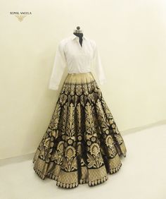 Broket Design Dress, Inexpensive Wedding Ideas, Lehenga Blue, Brocade Lehenga, Banarasi Brocade, Choli Dress, Indian Skirt