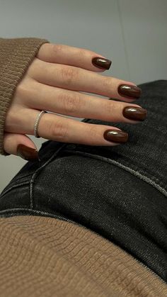 Mute Color Nails, Autumn Nails 2024 Brown, Fall Nails Pointy Almond, Short Squoval Nails Brown, Fall Work Nails, One Color Acrylic Nails Square, Brown Squoval Nails, Fall/winter Nails Short, Brown Nail Aesthetic